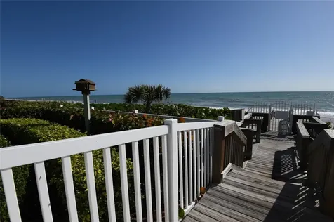 71 La Costa Court Vero Beach FL 32963