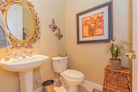 9048 Englewood Court Vero Beach FL 32963