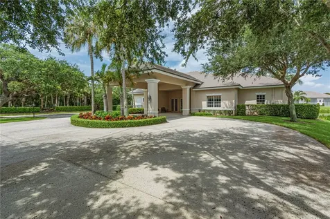 9048 Englewood Court Vero Beach FL 32963