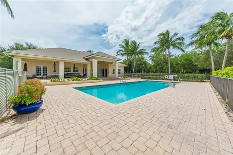 9048 Englewood Court Vero Beach FL 32963