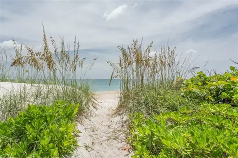9048 Englewood Court Vero Beach FL 32963