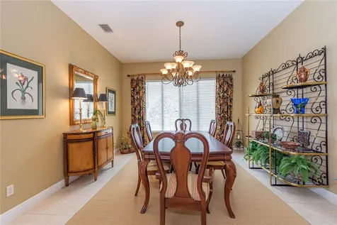 9048 Englewood Court Vero Beach FL 32963