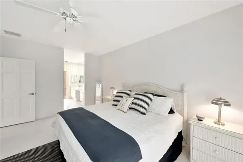270 S Peppertree Drive Vero Beach FL 32963