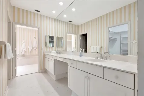 270 S Peppertree Drive Vero Beach FL 32963