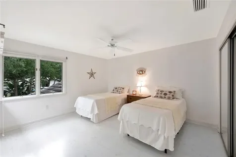 270 S Peppertree Drive Vero Beach FL 32963