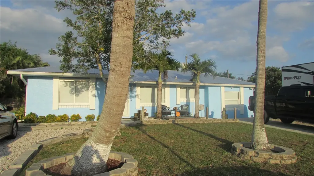 2026 7th Court SW Vero Beach FL 32962
