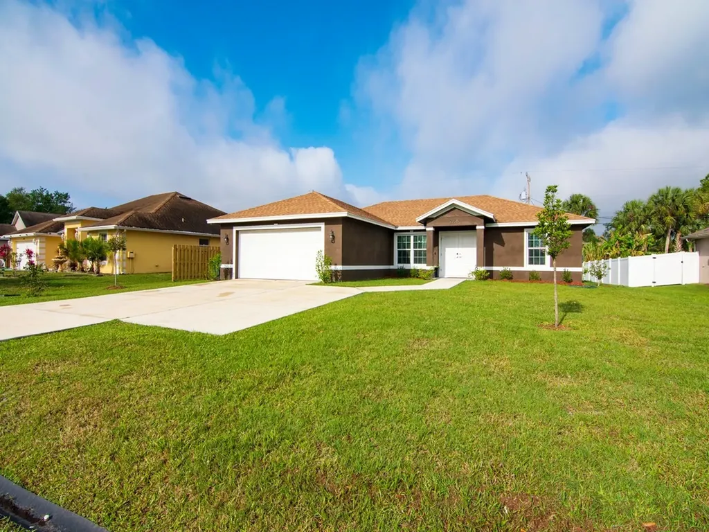 2356 SW Savona Boulevard Port St. Lucie FL 34953