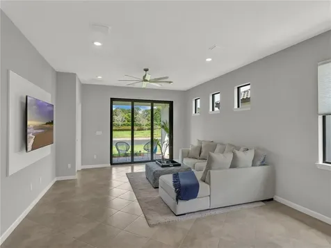 5215 Unity Square Vero Beach FL 32967