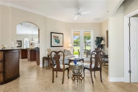 1280 S Village Square Vero Beach FL 32966