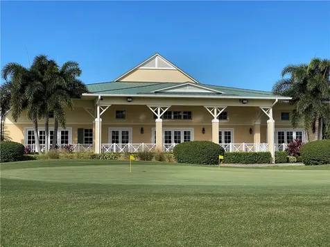 1280 S Village Square Vero Beach FL 32966