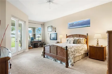 1280 S Village Square Vero Beach FL 32966