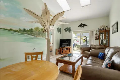924 5th Court Vero Beach FL 32960