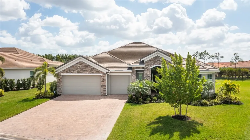3090 Berkley Square Way Vero Beach FL 32966