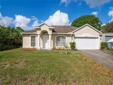 8015 104th Court Vero Beach FL 32967