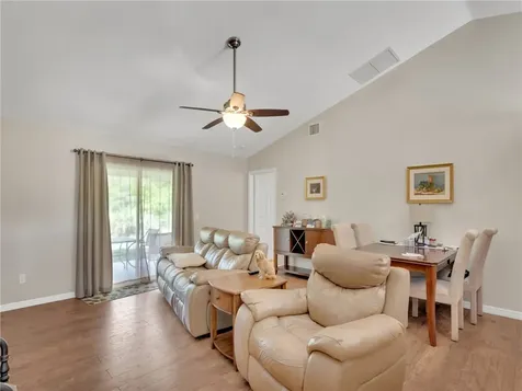 8015 104th Court Vero Beach FL 32967
