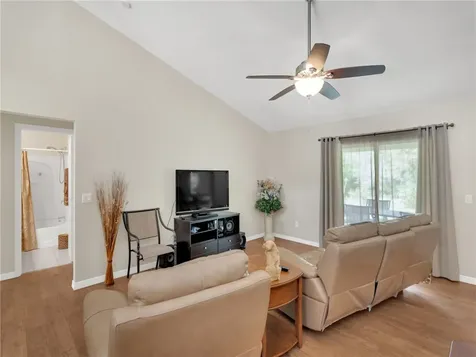 8015 104th Court Vero Beach FL 32967
