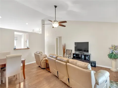 8015 104th Court Vero Beach FL 32967