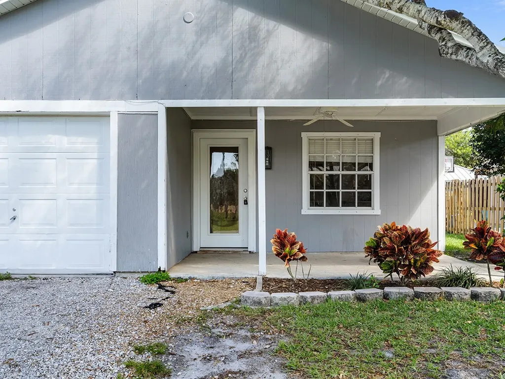 2056 15th Street SW Vero Beach FL 32962