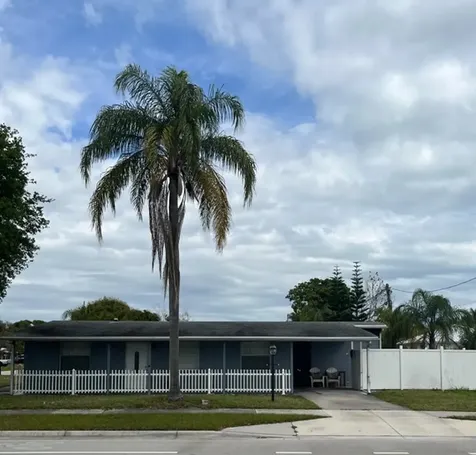 1700 5th Avenue Vero Beach FL 32960