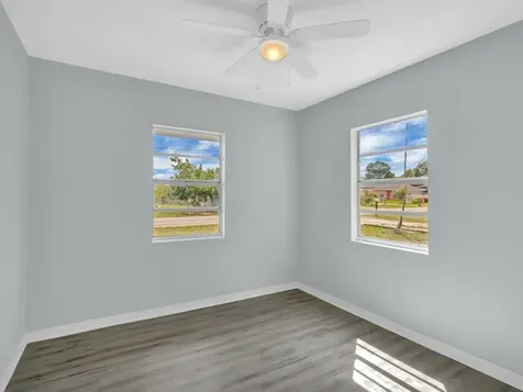 2329 3rd Avenue SE Vero Beach FL 32962