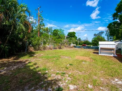 2329 3rd Avenue SE Vero Beach FL 32962