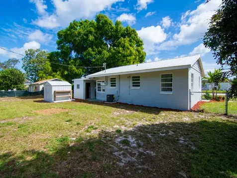 2329 3rd Avenue SE Vero Beach FL 32962