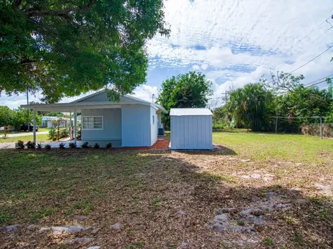 2329 3rd Avenue SE Vero Beach FL 32962