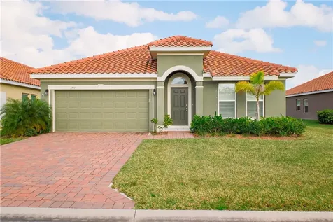 1713 Berkshire Circle SW Vero Beach FL 32968