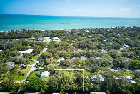9575 Frangipani Drive Vero Beach FL 32963