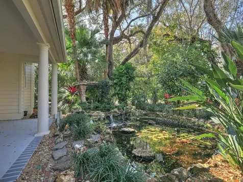 690 N Tomahawk Trail Indian River Shores FL 32963