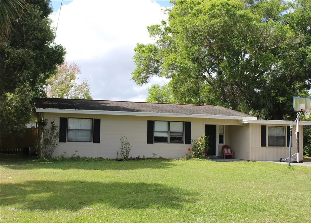 2215 54th Avenue Vero Beach FL 32966