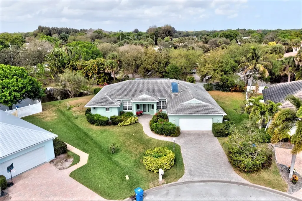 874 41st Court Vero Beach FL 32960