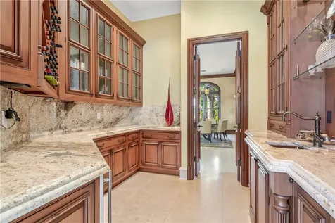 211 Beachside Drive Vero Beach FL 32963