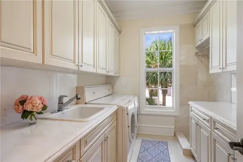 211 Beachside Drive Vero Beach FL 32963