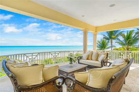 211 Beachside Drive Vero Beach FL 32963