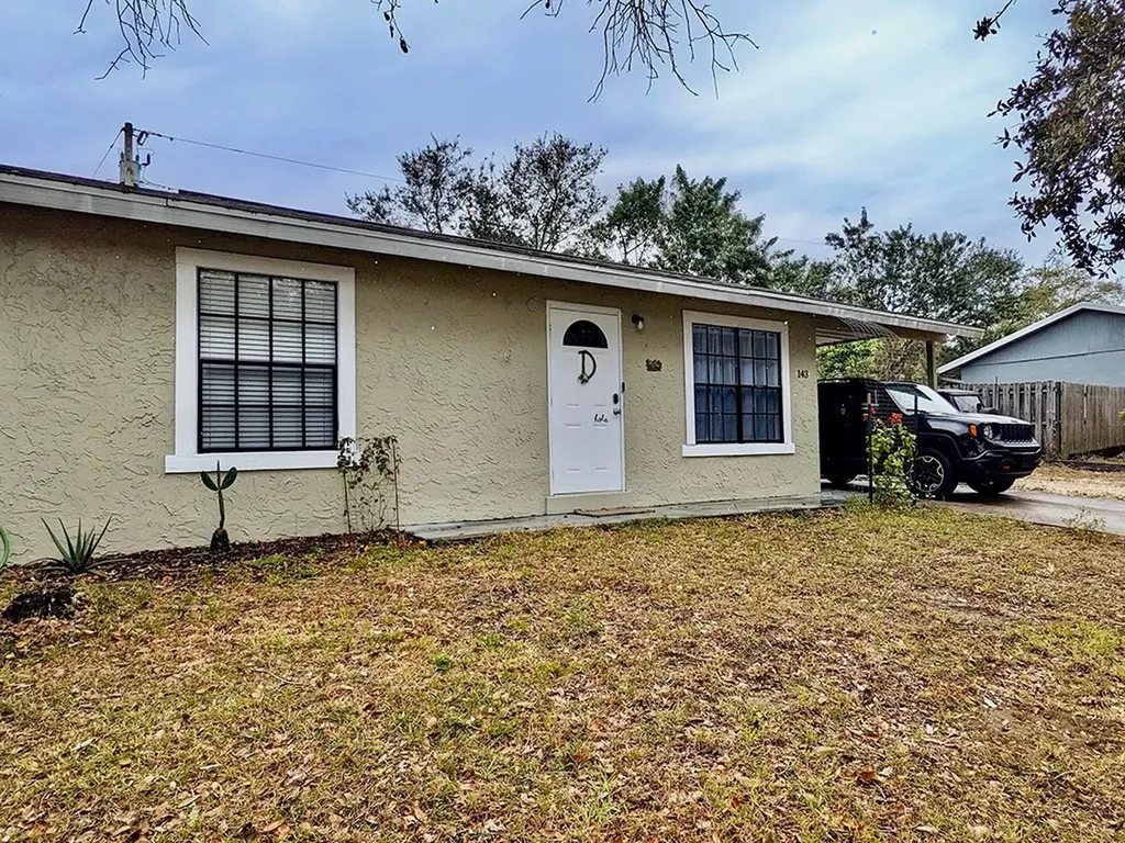 143 Highland Drive SE Vero Beach FL 32962