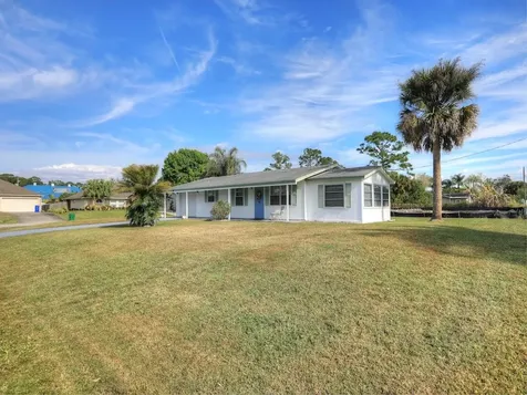 299 Columbia Avenue Sebastian FL 32958