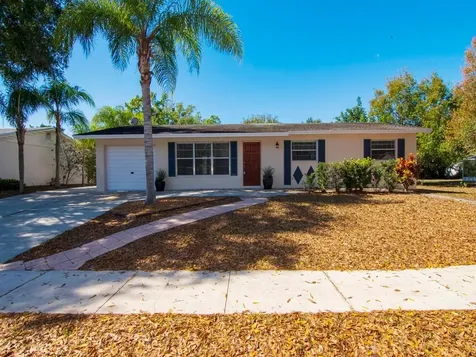 2165 32nd Avenue Vero Beach FL 32960