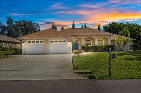 280 39th Court Vero Beach FL 32968