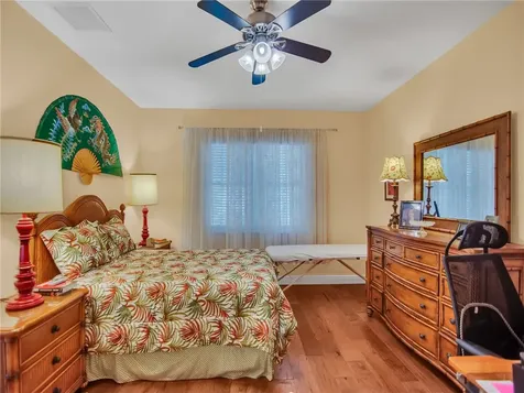 4725 50th Avenue Vero Beach FL 32967
