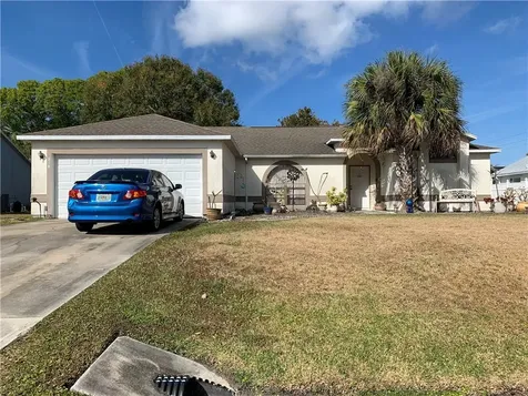 810 Grandin Avenue Sebastian FL 32958