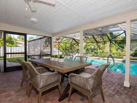 1526 Pelican Lane Vero Beach FL 32963