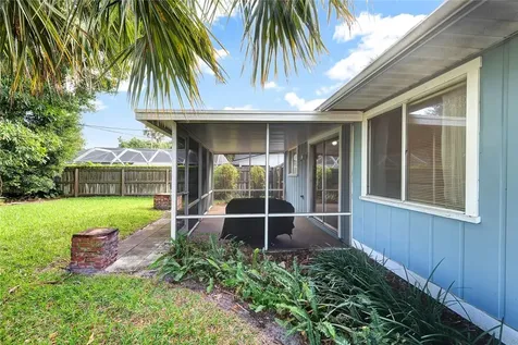860 4th Lane Vero Beach FL 32962