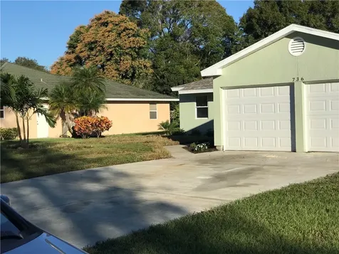 736 19th Place SW Vero Beach FL 32962