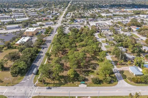 670 8th Street Vero Beach FL 32960