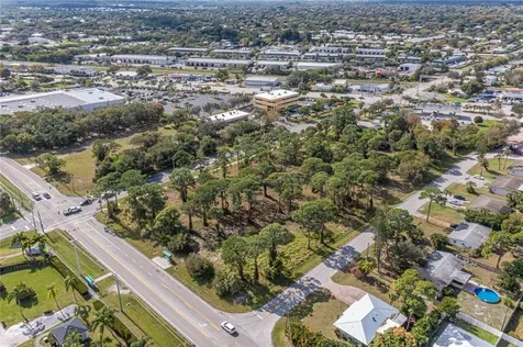 670 8th Street Vero Beach FL 32960