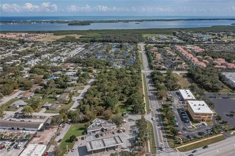 670 8th Street Vero Beach FL 32960