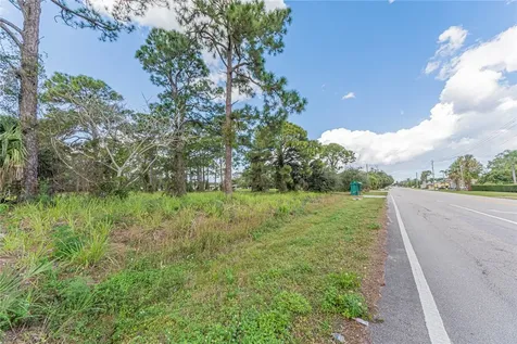 670 8th Street Vero Beach FL 32960