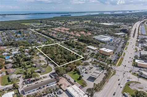 670 8th Street Vero Beach FL 32960