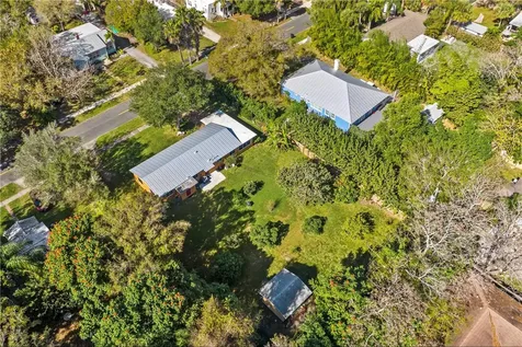 1826 21st Avenue Vero Beach FL 32960
